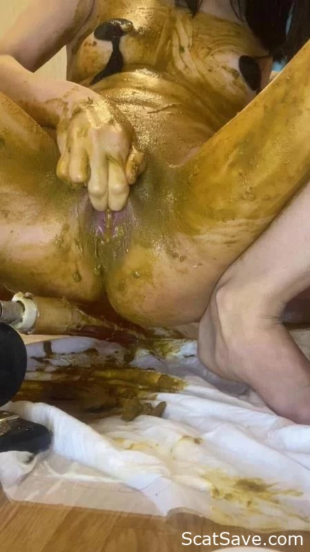 Fisting, Using A Synthetic Penis In Dual Apertures And Smearing Feces - p00girl