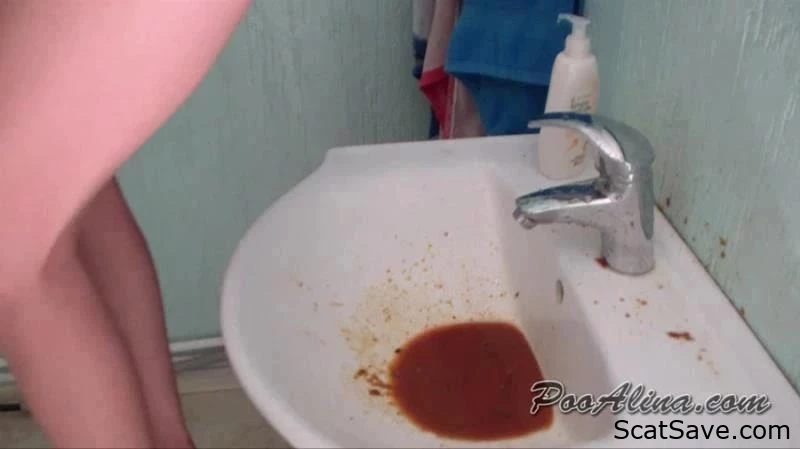 Extremely Malodorous Poop From A Lass - Puke